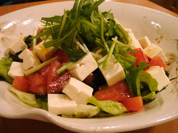豆腐と水菜とトマトのサラダ 無料写真素材