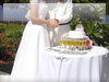 ケーキ入刀　結婚（ウエディング）・ブライダルのフリー写真素材