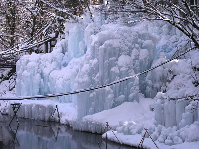 氷瀑　湯西川温泉