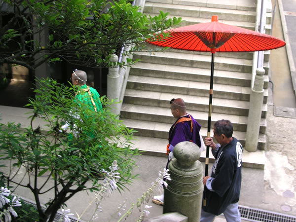 高尾山　お寺の行事のフリー写真素材・無料画像