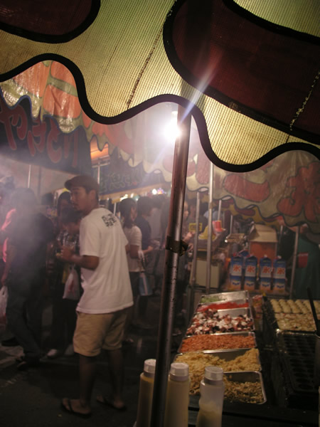 たこ焼き屋台　お祭りの無料写真素材