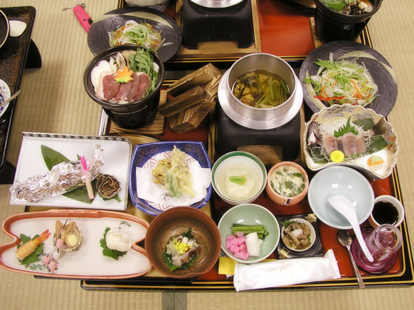 温泉宿の夕食 食 食材 料理のフリー写真素材 無料画像006